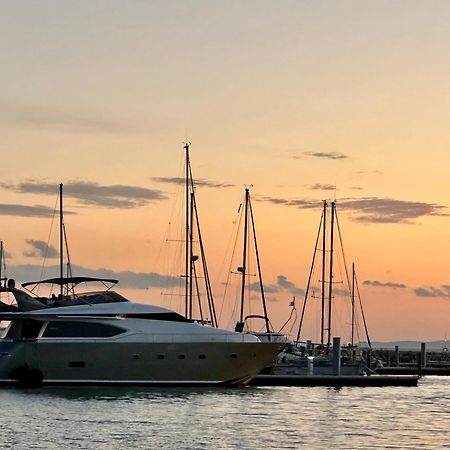 Motoryacht 21 Avec Equipage Hotel Barcelona Luaran gambar