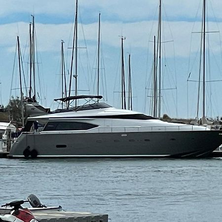 Motoryacht 21 Avec Equipage Hotel Barcelona Luaran gambar