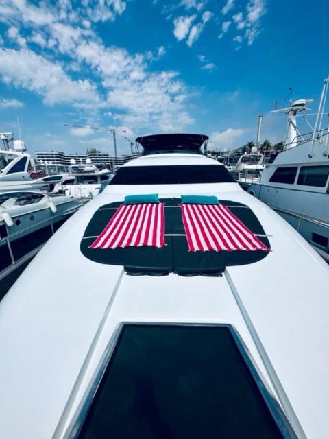 Motoryacht 21 Avec Equipage Hotel Barcelona Luaran gambar